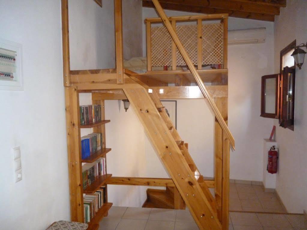 Odyssey House Villa Hanya Dış mekan fotoğraf